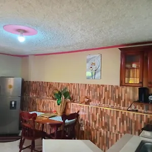 Cindy's Garden Apartment